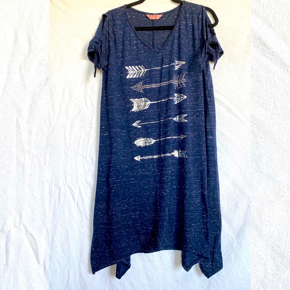 SJS denim-colored T-Shirt Dress with silver arrows and peek-a-boo shoulders, XL